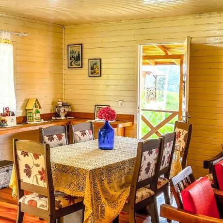 chalet_familiar
